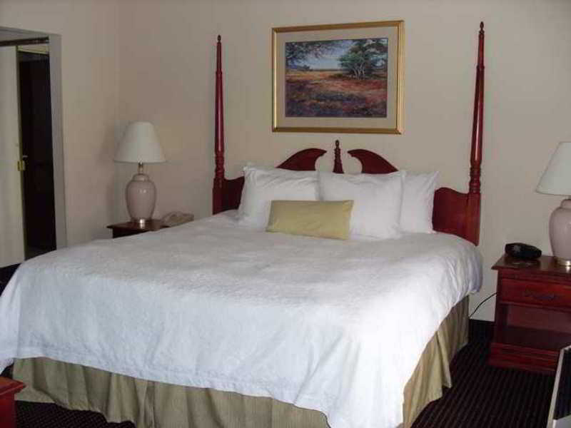 Hampton By Hilton Oklahoma City I-40 East- Tinker Afb Мідвест-Сіті Екстер'єр фото